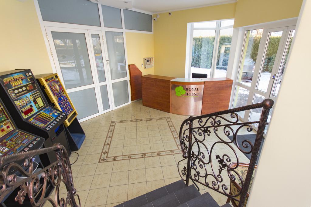 Bed and Breakfast Royal House Гданьск Экстерьер фото